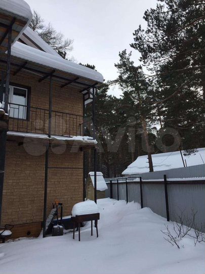 Дом 194 м² на участке 2,8 сот.