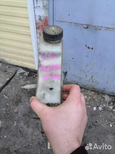 Тормозной цилиндр Toyota Avensis