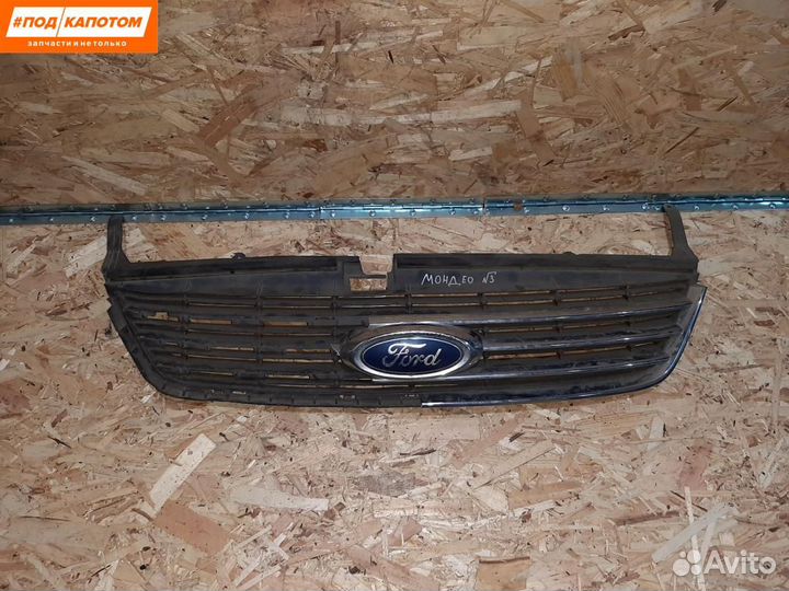 Решетка радиатора верхняя Ford Mondeo 4