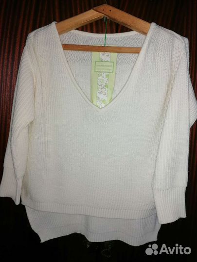 Пуловер р. 42