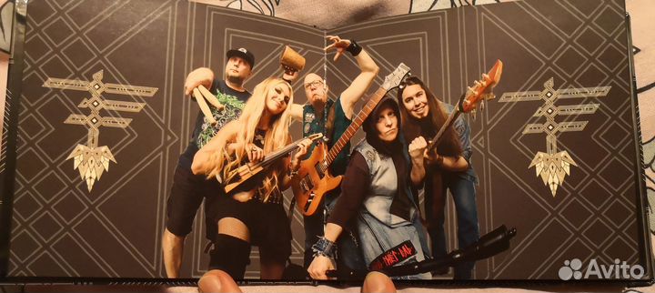 Хмель его хранил (гр. Тролль гнёт ель) с автогр