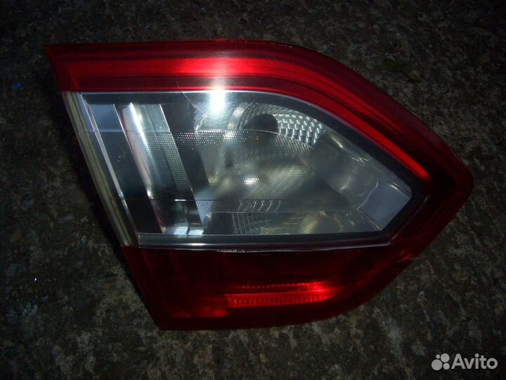 Фонарь внутренний левый Рено Флюенс с 09