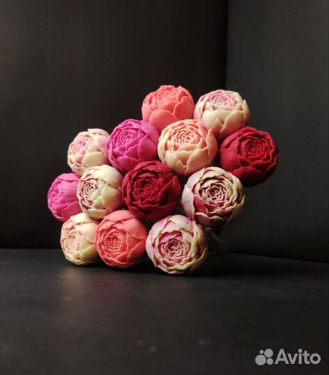 Букет - 13 Пионов из Настоящего Шоколада