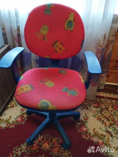 Стул для письменного стола