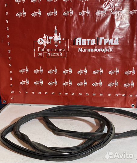 Skoda Octavia Уплотнитель багажника