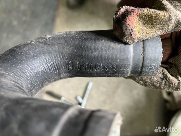 Патрубок радиатора ауди 100 c3