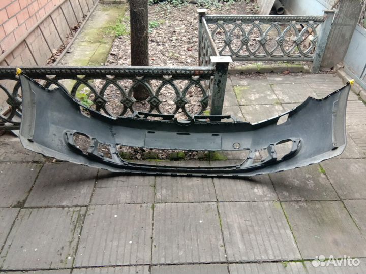 Перднний бампер Golf 6