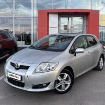 Toyota Auris 1.6 MT, 2007, 185 437 км, с пробегом, цена 683 000 руб.