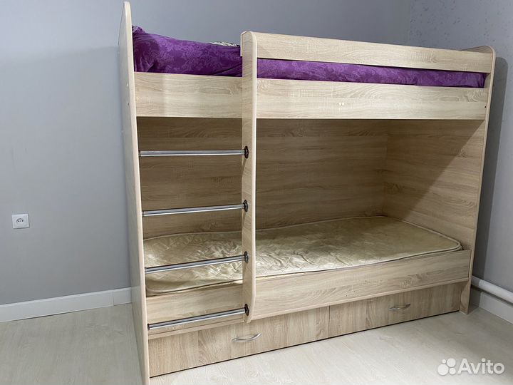Двухъярусная кровать бу