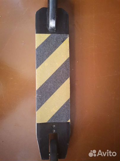 Трюковой самокат playshion б/у