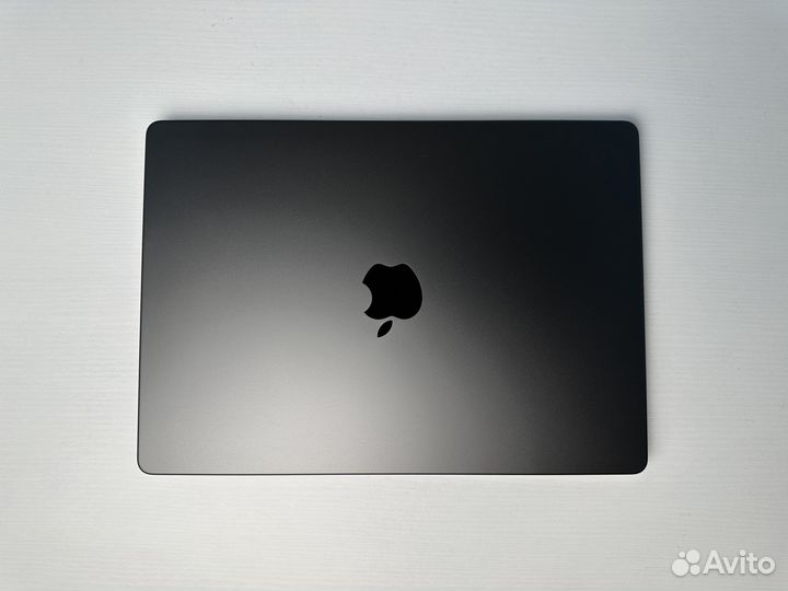 MacBook Pro 14 2023 M3 Pro 18/1Tb Black, 25 циклов