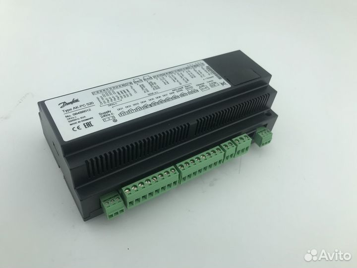 Контроллер Danfoss AK-PC520 в комплекте с дисплеем
