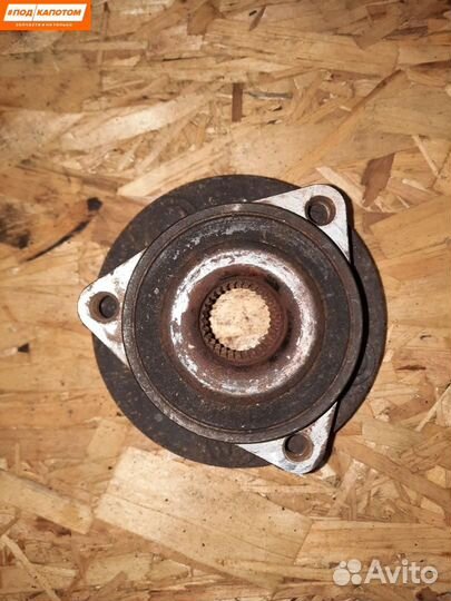 Ступица передняя Opel Astra J (2009 - 2012)