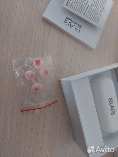 Беспроводные наушники elari nano pods