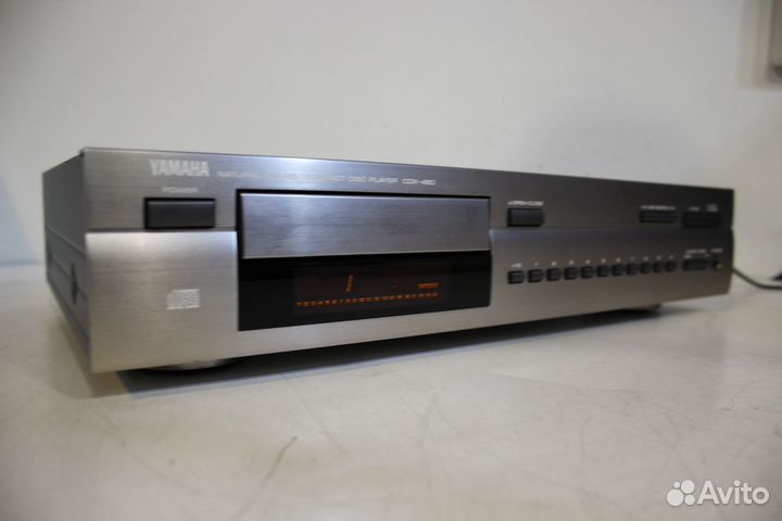 Yamaha CDX-480 CD-Плеер France
