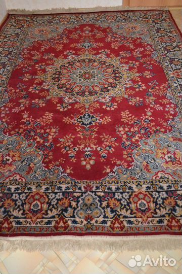 Ковер шерстяной