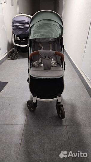 Коляска легкая прогулочная yoya Plus 2