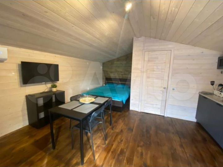 Дом 30 м² на участке 7 сот.