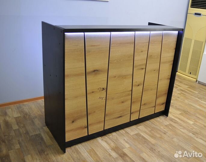 Стойка ресепшн на заказ