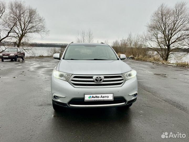 Toyota Highlander 3.5 AT, 2011, 289 400 км