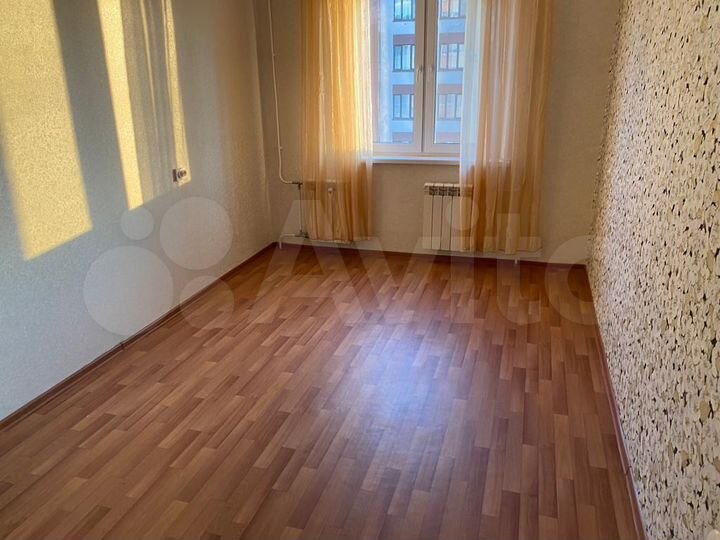 2-к. квартира, 54 м², 4/10 эт.