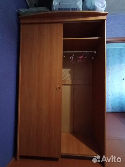 Продам шкаф-купе