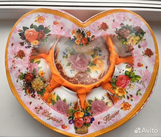 Чайный сервиз на 6 персон