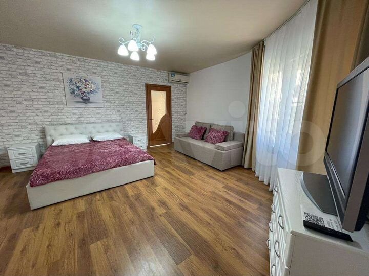 1-к. квартира, 50 м², 1/1 эт.