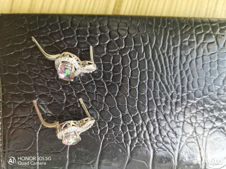 Серебряные серьги новые