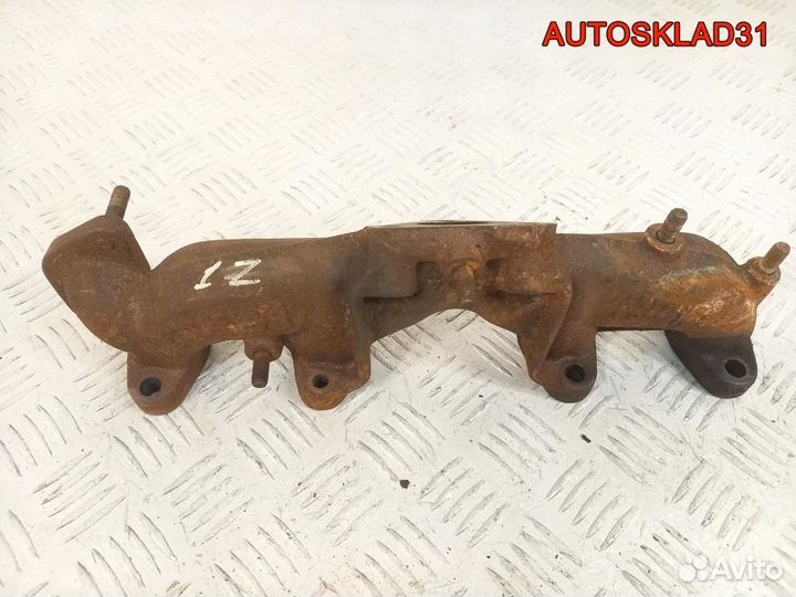 Коллектор выпускной VW Golf 3 1.9 1Z 028253033S