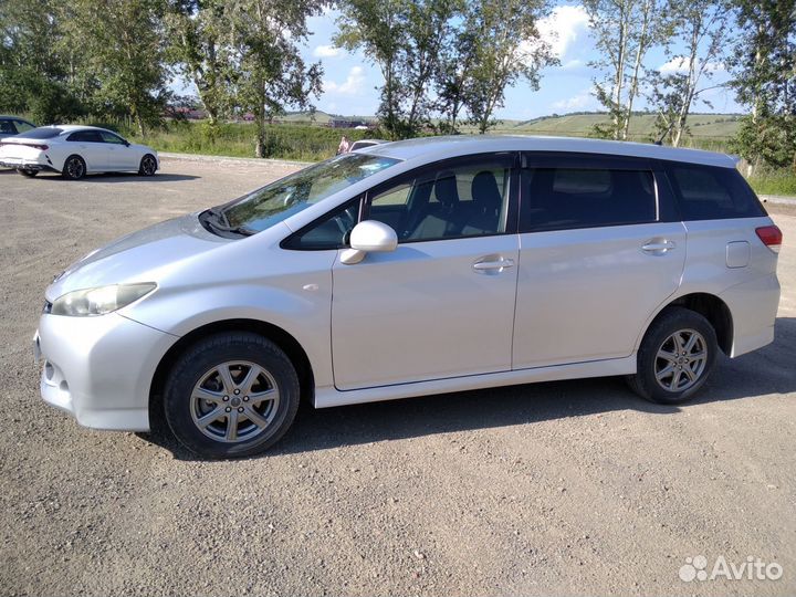 Toyota Wish 1.8 CVT, 2010, 150 000 км