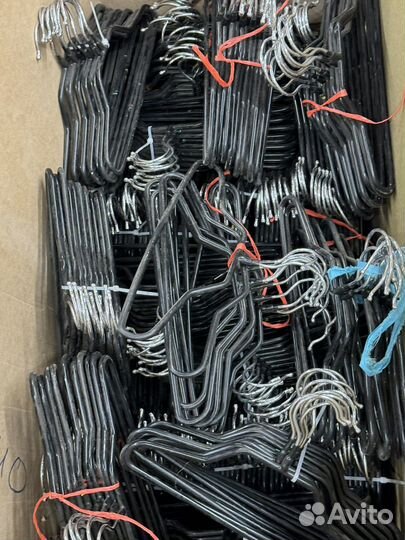 Вешалки детские металлические в виниловой оболочке