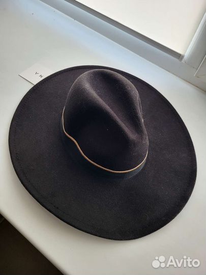 Шляпа женская черная осенняя