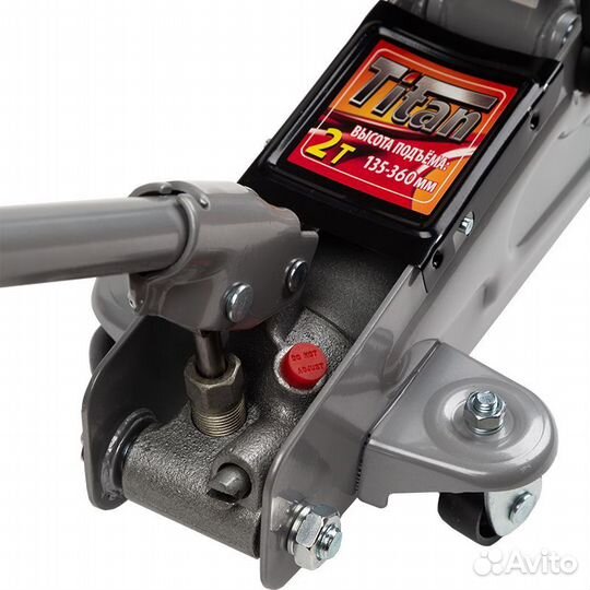 Домкрат подкатной 