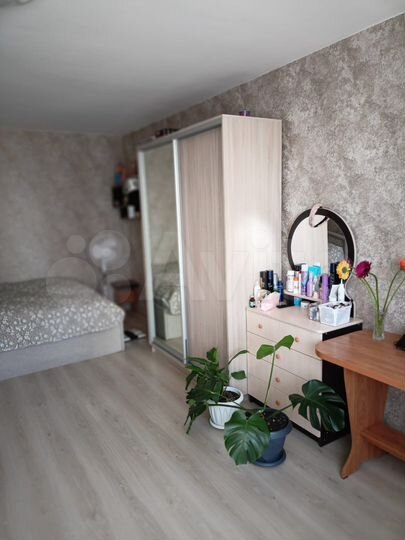 1-к. квартира, 42 м², 1/9 эт.