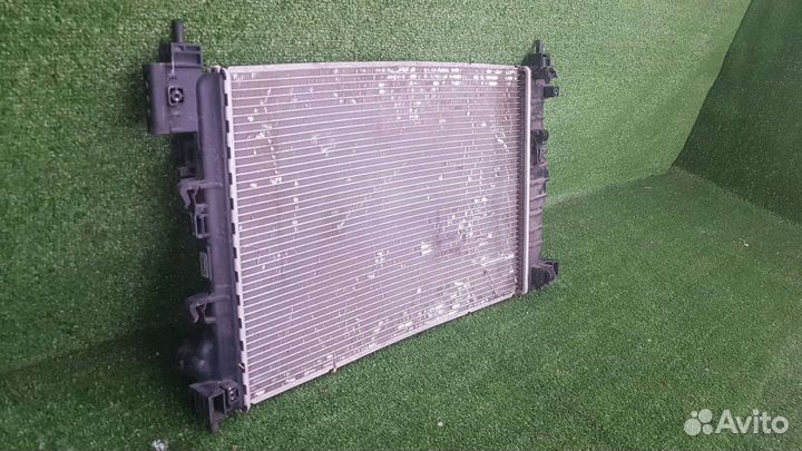Opel Mokka Радиатор охлаждения двигателя