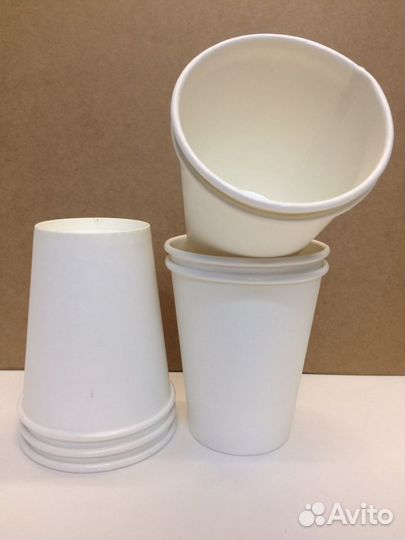 Бумажные стаканчики