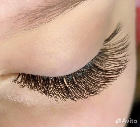 Наращивание ресниц оформление бровей (амур)