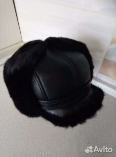 Мужская кожаная кепка