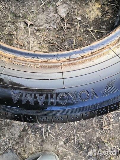 Yokohama BluEarth AE01 215/65 R16