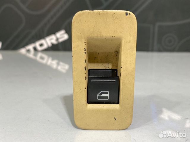 Кнопка стеклоподъемника Volkswagen Touareg 7L
