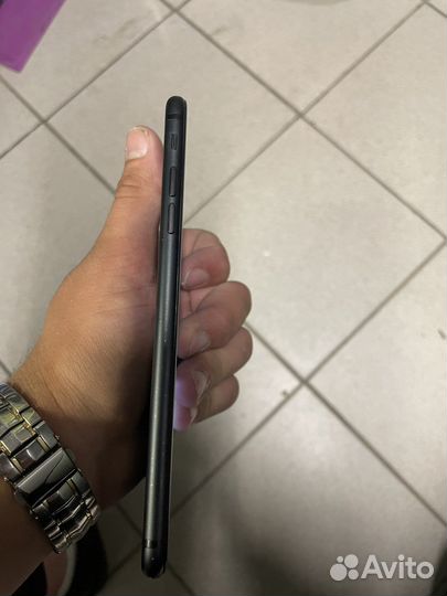 Телефон iPhone 7 plus