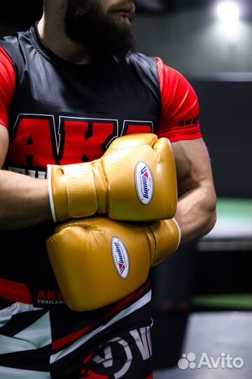 Боксерские перчатки Winning Gold