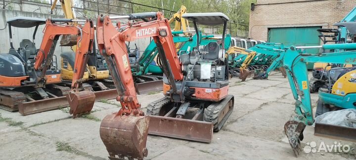 Мини-экскаватор Hitachi ZX30U-3, 2009