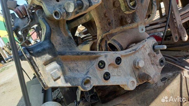 Кронштейн бампера левый Scania 6-Serie G500 2021