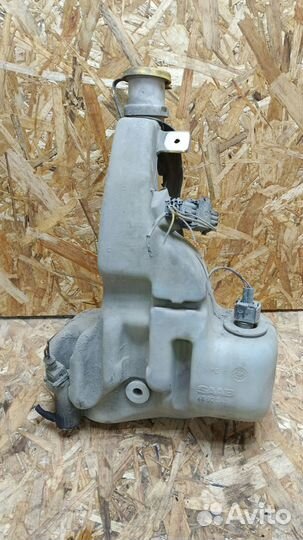 Бачок омывателя Saab 9000 1994