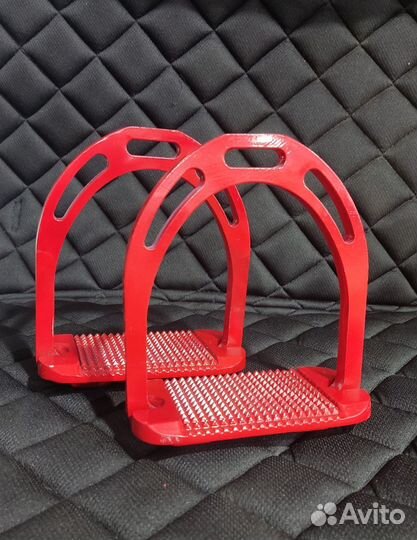 Стремена чёткие