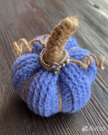 Вязаная тыква для декора