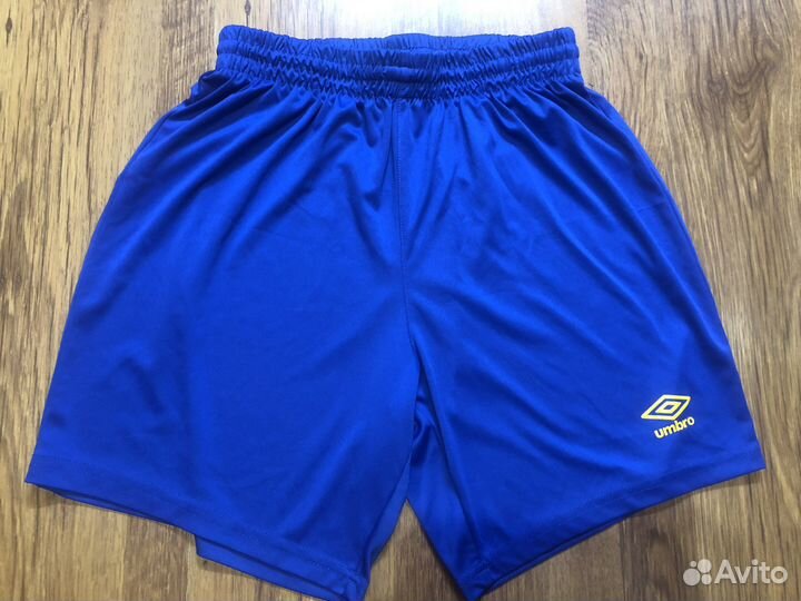Шорты umbro M