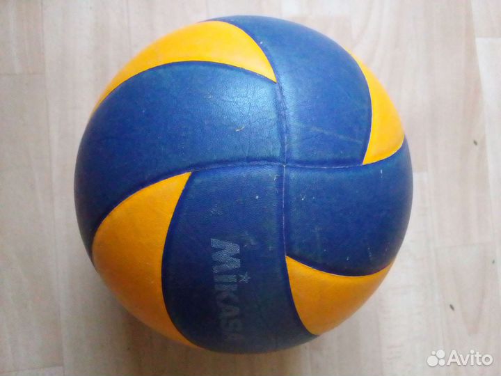 Волейбольный мячь